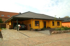 Baufirma T. Splett aus Wesenberg in Mecklenburg-Strelitz Bauen von Einfamilienhäusern
